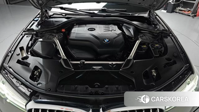 BMW 5 Series (G30) id 4592479 из Кореи 32