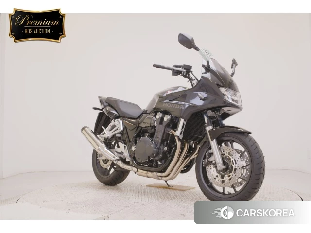 Проданный Honda CB1300SF BOLDOR 2026 из Японии, фото 4