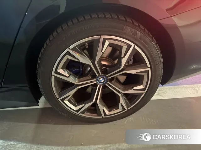 BMW i4 2023 Черный из Кореи, фото 6