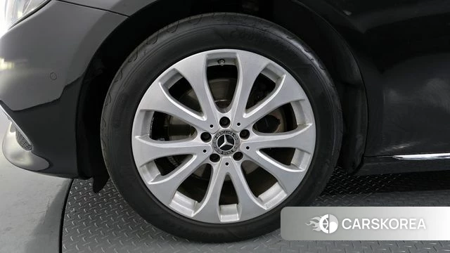 Mercedes-Benz E-Class W213 id 4020684 из Кореи 15