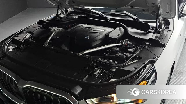 BMW 5 Series (G60) id 4380898 из Кореи 27