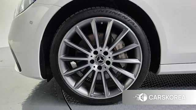 Mercedes-Benz E-Class W213 id 4646349 из Кореи 29