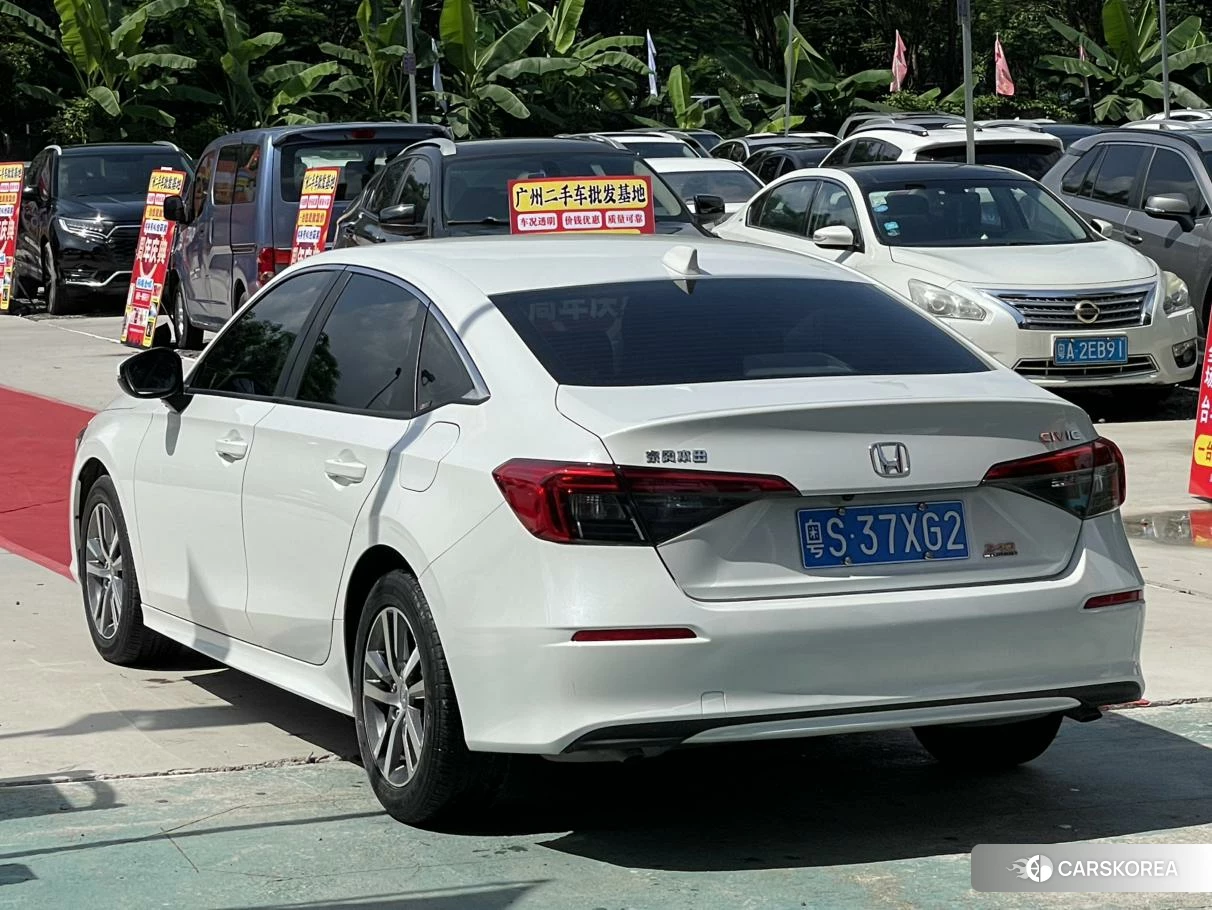 Honda Civic 2022 Белый из Китая, фото 5