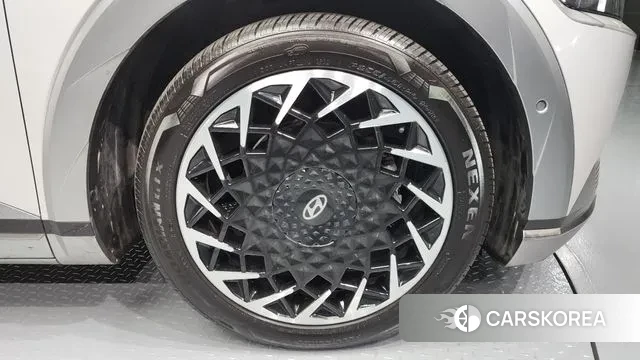 Hyundai Ionic 5 id 3529669 из Кореи 15