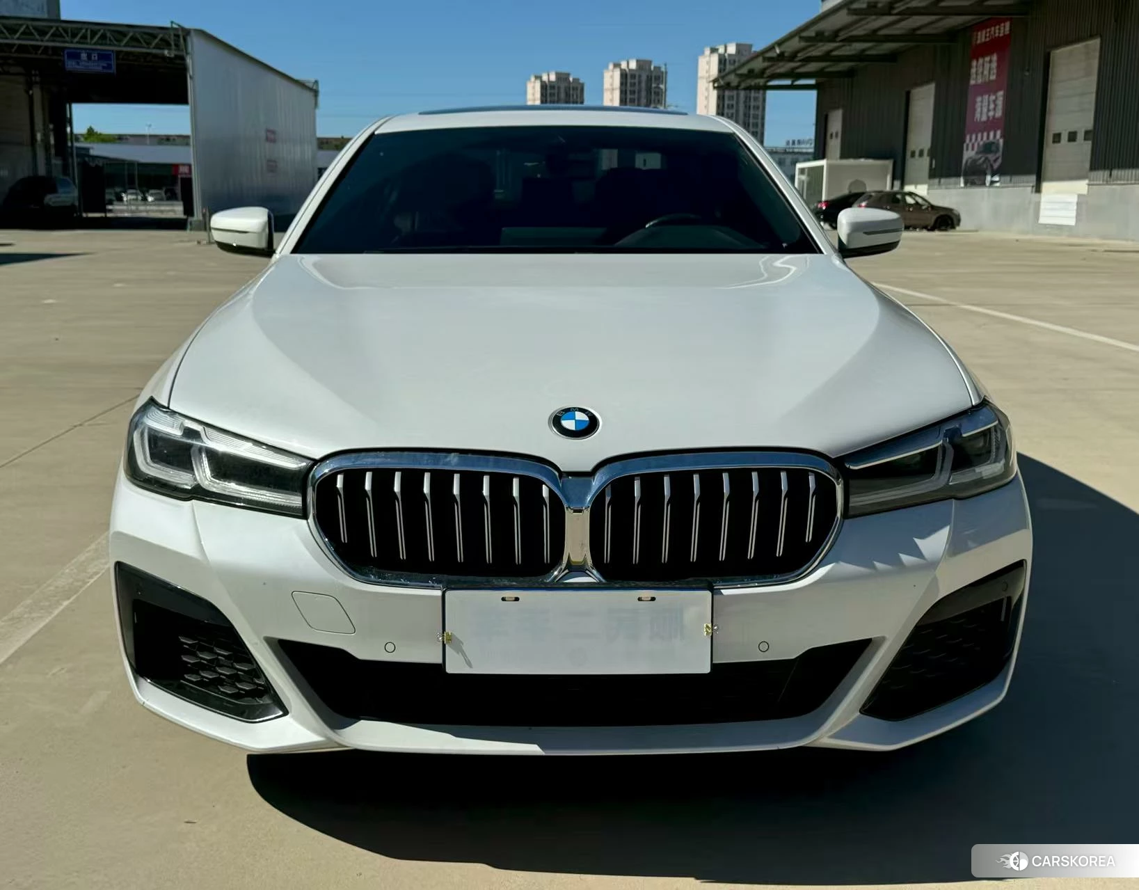 BMW 5 series 2021 Белый из Китая, фото 5