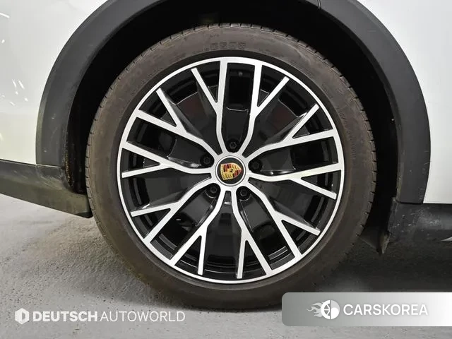 Porsche Taycan id 3523289 из Кореи 15