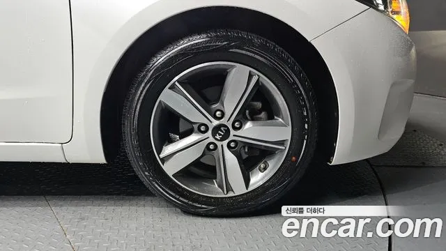 Kia The New K3 id 2827622 из Кореи 15