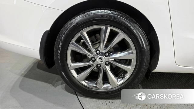 Kia The New Carnival id 4232222 из Кореи 15