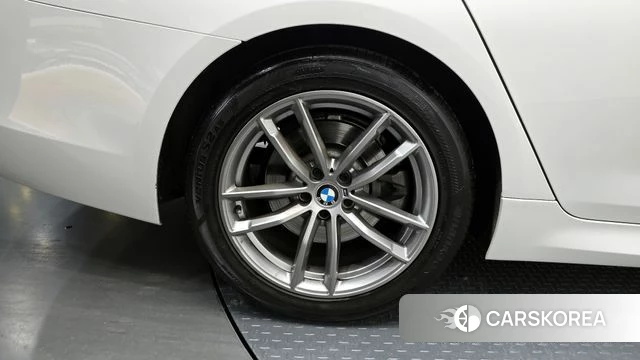 BMW 5 Series (G30) id 4250938 из Кореи 32