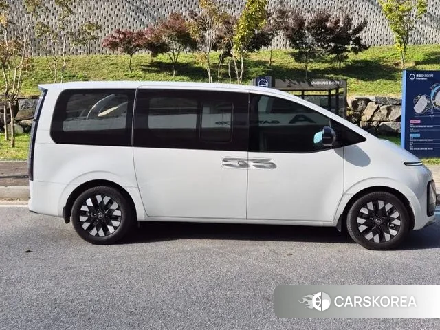 Hyundai Staria id 3338543 из Кореи 8