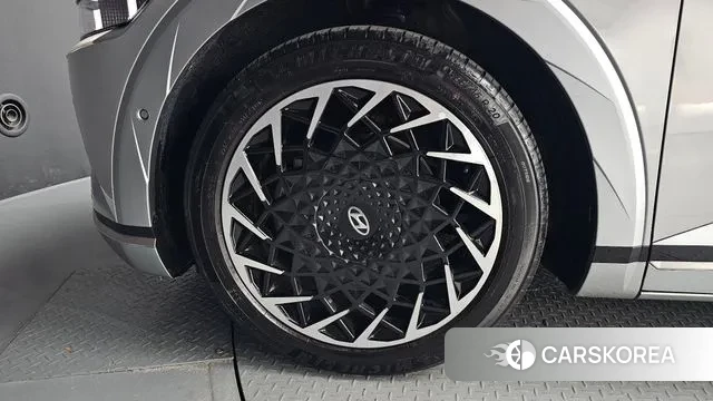 Hyundai Ionic 5 id 3437933 из Кореи 15