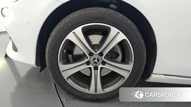 Mercedes-Benz E-Class W213 id 4459363 из Кореи 28