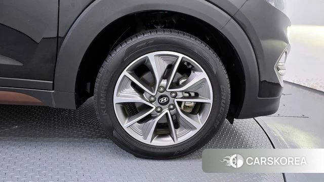 Hyundai All New Tucson id 3845703 из Кореи 15