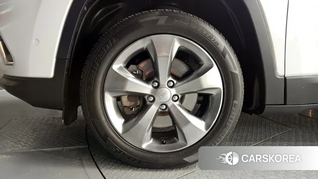 Jeep Cherokee (KL) id 3038175 из Кореи 15