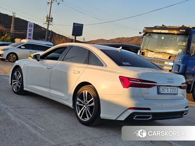 Audi A6 (C8) id 3366104 из Кореи 15