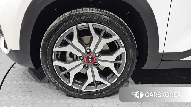 Kia Seltos id 3702487 из Кореи 15