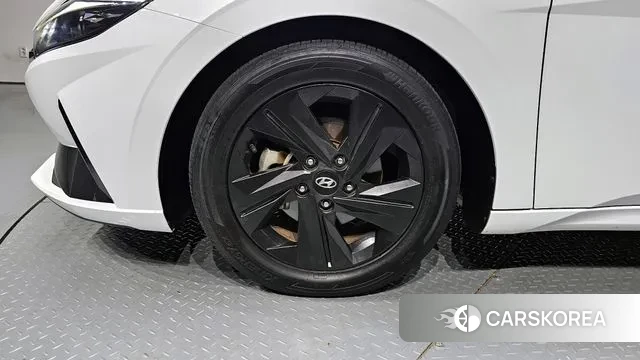 Hyundai Avante (CN7) id 3075992 из Кореи 15