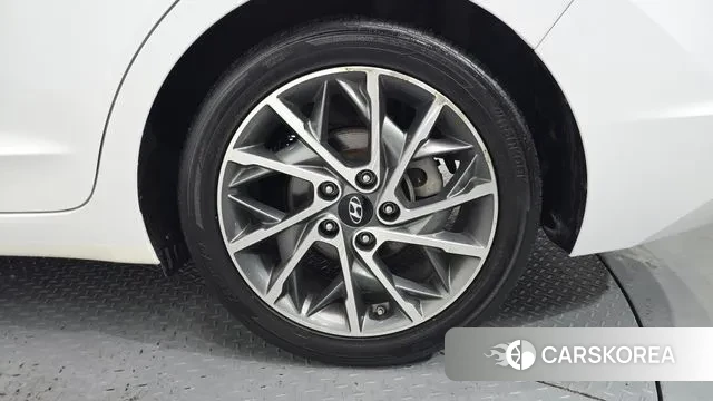 Hyundai The New Avante AD id 3417953 из Кореи 15