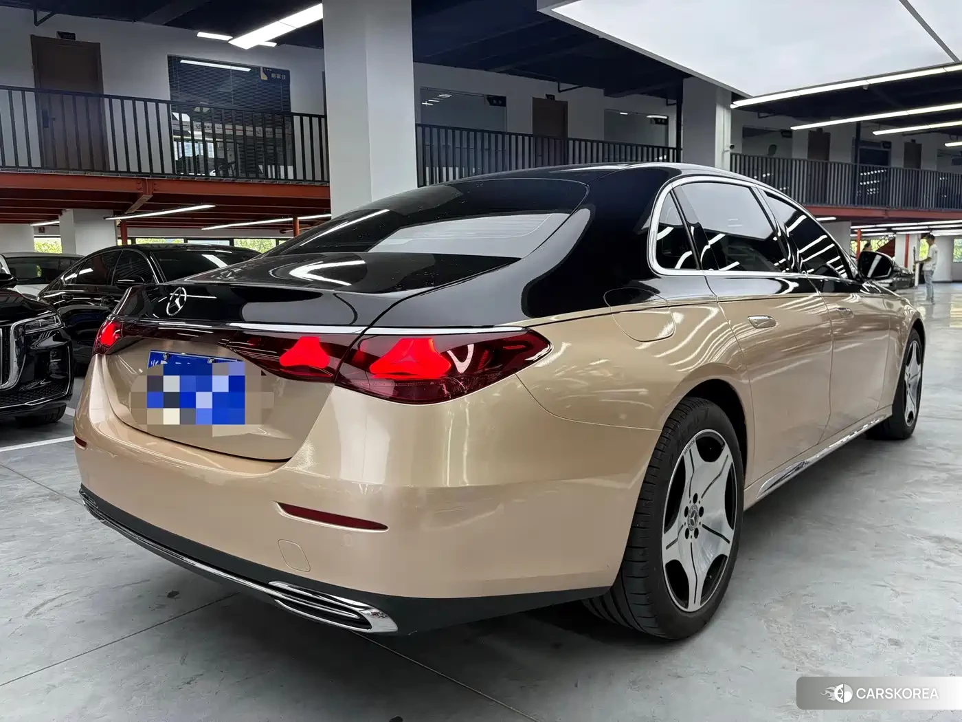 Mercedes-Benz E-Class id 4653803 из Китая 16