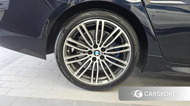 BMW 5 Series (G30) id 4435190 из Кореи 15