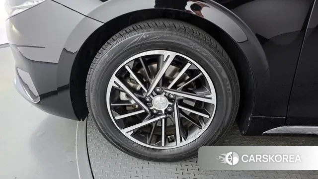 Hyundai The New Grandeur IG id 3208982 из Кореи 15