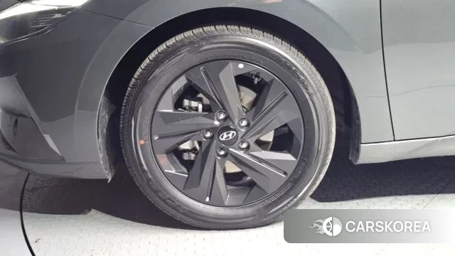 Hyundai Avante (CN7) id 3721661 из Кореи 15