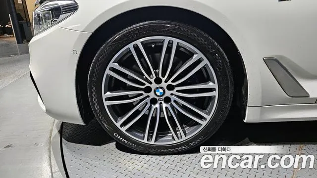 BMW 5 Series (G30) id 2704862 из Кореи 15