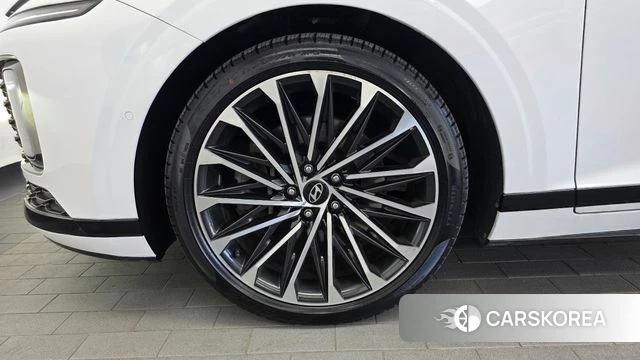 Hyundai Grandeur (GN7) id 4427922 из Кореи 31