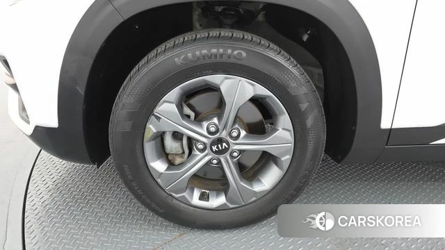 Kia Seltos id 4384261 из Кореи 15