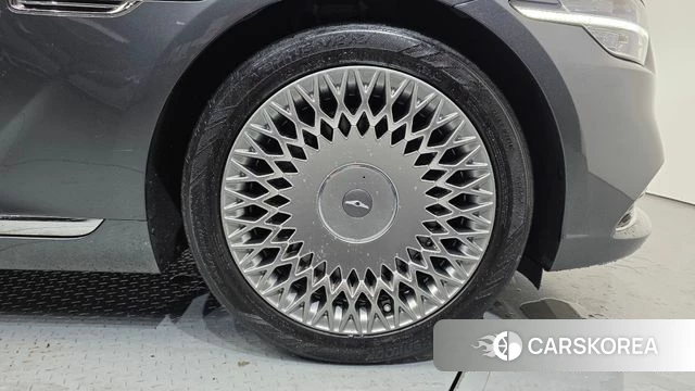 Genesis G90 id 3910880 из Кореи 15