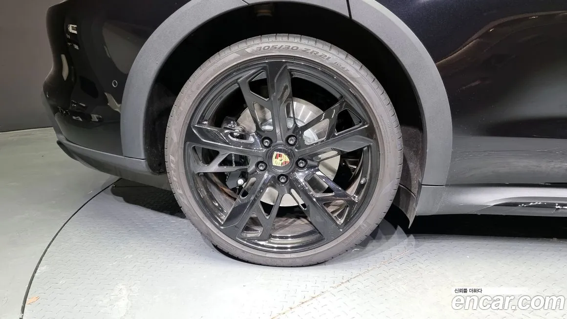 Porsche Taycan id 1036743 из Кореи 15