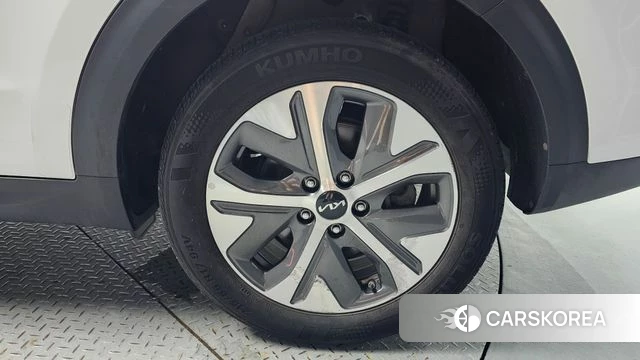 Kia Niro Plus id 4618195 из Кореи 25