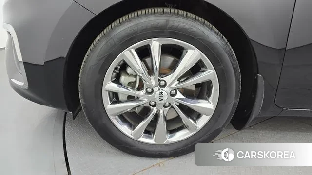 Kia The New Carnival id 3692667 из Кореи 15