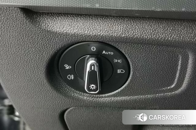 Volkswagen Passat id 4210371 из Китая 18