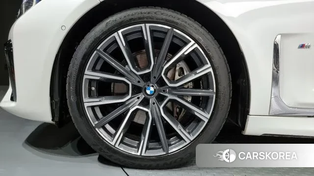 BMW 7 Series (G11) id 3055271 из Кореи 15