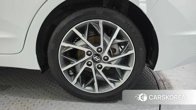 Hyundai The New Avante AD id 3873690 из Кореи 15