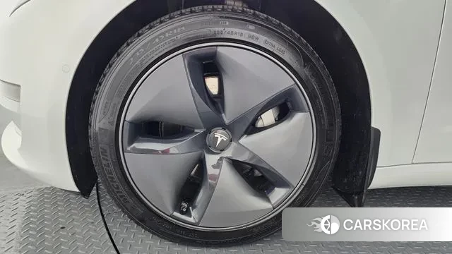 Tesla Model 3 id 3530543 из Кореи 15