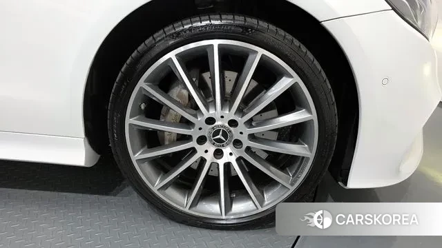 Mercedes-Benz E-Class W213 id 3778160 из Кореи 15