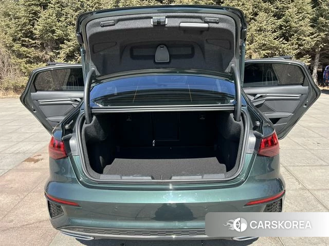 Audi A3 id 4307304 из Китая 16