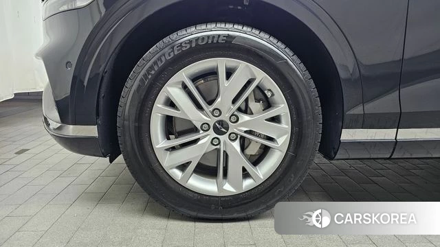 Genesis GV70 id 3896455 из Кореи 15