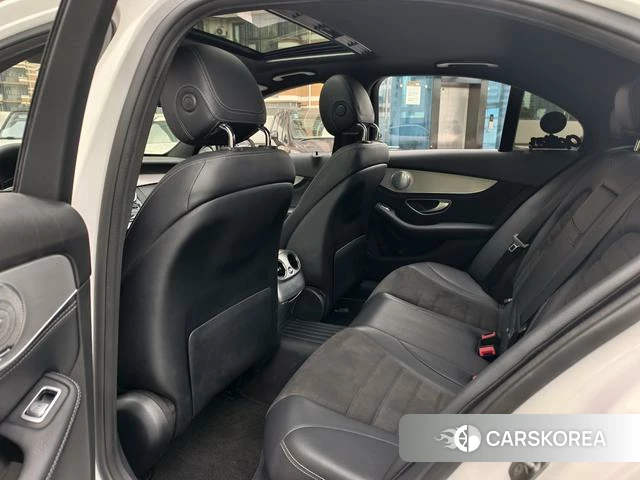 Mercedes-Benz Class C 2018 Белый из Китая, фото 5