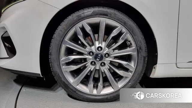 Kia K7 Premier id 3525903 из Кореи 15