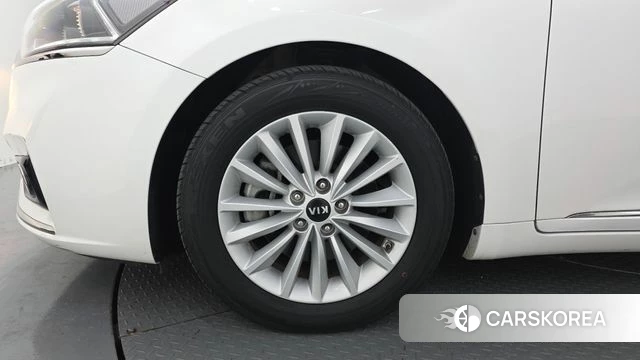 Kia Come New K7 id 4770647 из Кореи 28