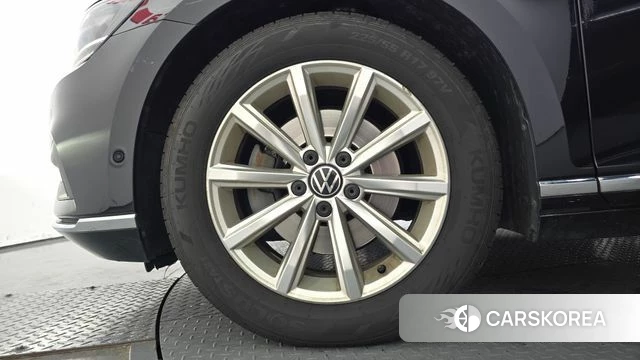 Volkswagen Passat GT (B8) id 4614419 из Кореи 15