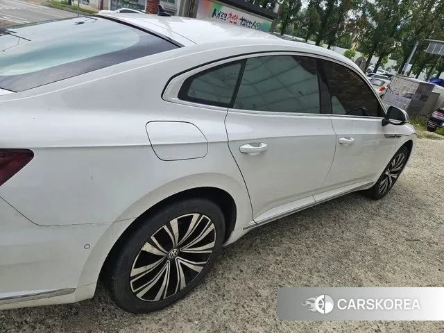 Volkswagen Arteon 2019 Белый из Кореи, фото 5