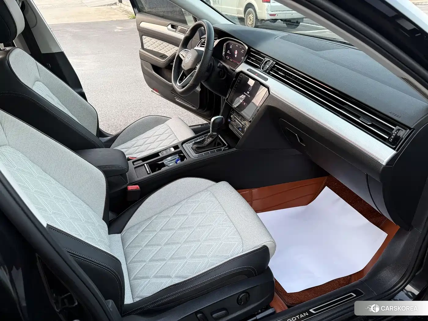 Volkswagen Magotan id 4553912 из Китая 28