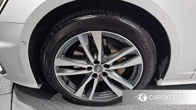 Audi A6 (C8) id 2890469 из Кореи 15