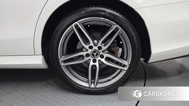 Mercedes-Benz E-Class W213 id 2980898 из Кореи 15