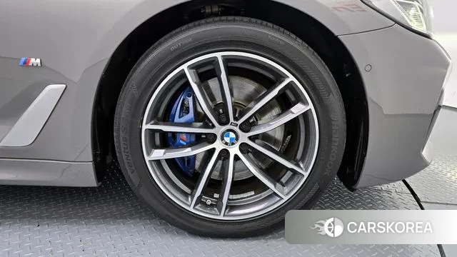 BMW 5 Series (G30) id 3479386 из Кореи 15