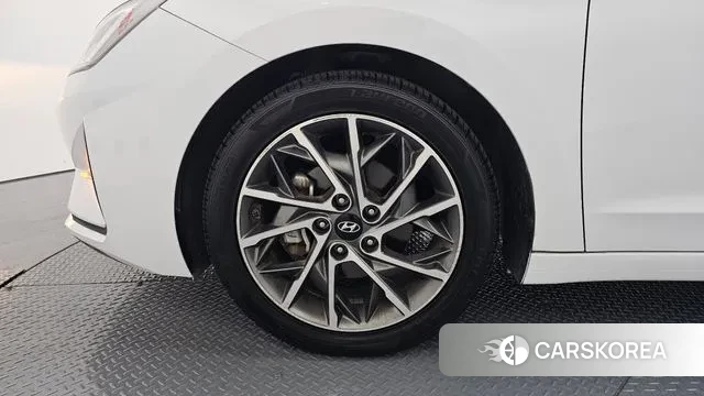 Hyundai The New Avante AD id 3766133 из Кореи 15